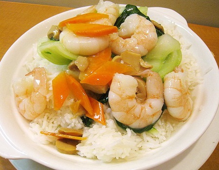 Three Kinds of Seafood and Vegetable on Rice